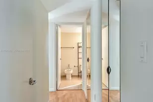 5900 Collins Ave, Miami Beach, FL 33140 - Photo 28