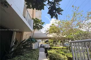 2020 NE 135th St, North Miami, FL 33181 - Photo 14