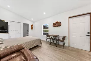 19601 SW 187th Ave, Miami, FL 33187 - Photo 22