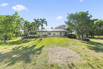 19601 SW 187th Ave, Miami, FL 33187 - Photo 32