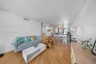 5880 Collins Ave, Miami Beach, FL 33140 - Photo 10
