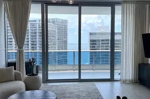 200 Biscayne Blvd Way, Miami, FL 33131 - Photo 6