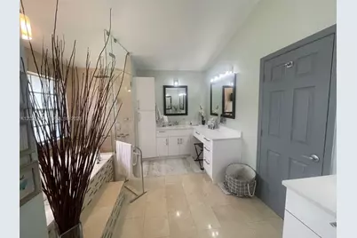 19361 NW 8th St, Pembroke Pines, FL 33029 - Photo 80