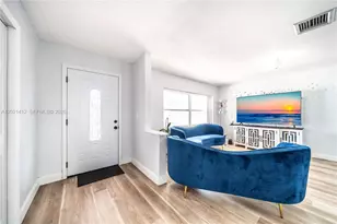 4360 NW 32nd Ct, Lauderdale Lakes, FL 33319 - Photo 8