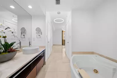 16275 Collins Ave #1703, Sunny Isles Beach, FL 33160 - Photo 18