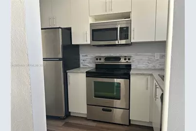 2831 E Sunrise Lakes Dr #309, Sunrise, FL 33322 - Photo 4