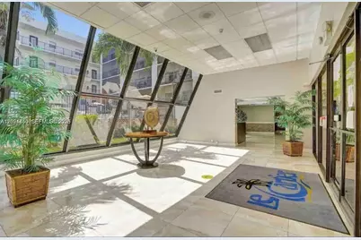 201 178th Dr #332, Sunny Isles Beach, FL 33160 - Photo 4