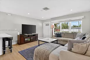 164 NE 30th St, Wilton Manors, FL 33334 - Photo 16