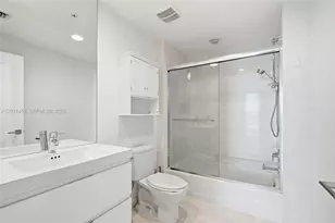 17301 Biscayne Blvd, North Miami Beach, FL 33160 - Photo 24