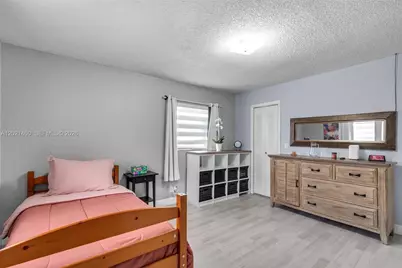 850 NW 79th Ave, Margate, FL 33063 - Photo 8