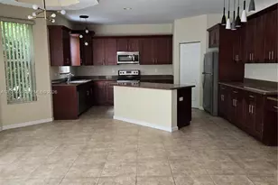2221 Sloane Pl, Wellington, FL 33414 - Photo 2