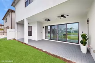 8350 Royal County Down Rd, Boca Raton, FL 33434 - Photo 36