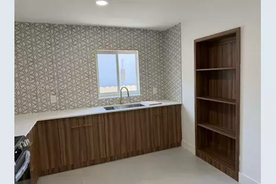 840 NW 67th St, Miami, FL 33150 - Photo 32