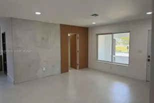840 NW 67th St, Miami, FL 33150 - Photo 16