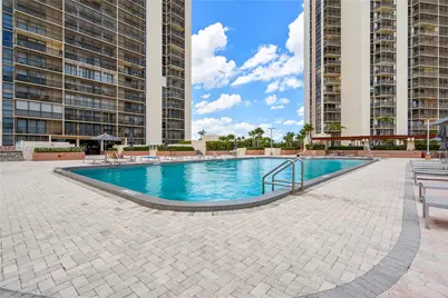 20335 W Country Club Dr #404, Aventura, FL 33180 - Photo 36