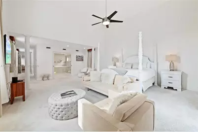 2501 Pine Tree Dr, Miami Beach, FL 33140 - Photo 28
