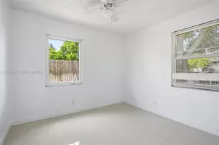 7434 Thatcher Ave, Lake Worth, FL 33462 - Photo 12
