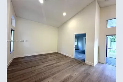 116 W Bayridge Dr, Weston, FL 33326 - Photo 4