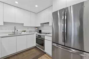 2301 Collins Ave, Miami Beach, FL 33139 - Photo 18