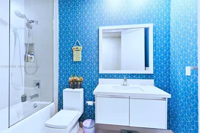 6400 NW 105th Pl, Doral, FL 33178 - Photo 12