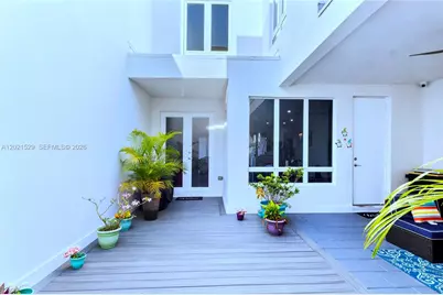6400 NW 105th Pl, Doral, FL 33178 - Photo 32