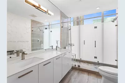 1300 E Brickell Bay Dr #3701, Miami, FL 33131 - Photo 34