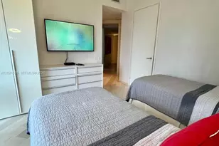 1300 E Brickell Bay Dr, Miami, FL 33131 - Photo 26
