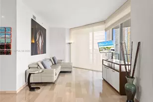 1300 E Brickell Bay Dr, Miami, FL 33131 - Photo 14