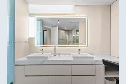1300 E Brickell Bay Dr #3701, Miami, FL 33131 - Photo 24