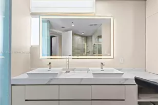 1300 E Brickell Bay Dr, Miami, FL 33131 - Photo 24