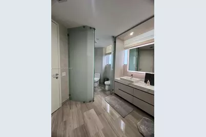 1300 E Brickell Bay Dr #3701, Miami, FL 33131 - Photo 18
