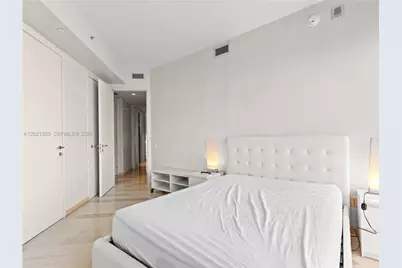 1300 E Brickell Bay Dr #3701, Miami, FL 33131 - Photo 28