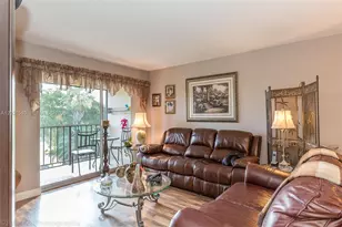 201 178th Dr, Sunny Isles Beach, FL 33160 - Photo 2