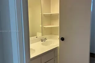 10881 SW 24th Terrace, Miami, FL 33165 - Photo 8