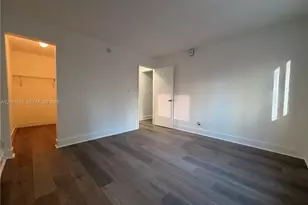 143 SW 9th St, Miami, FL 33130 - Photo 14