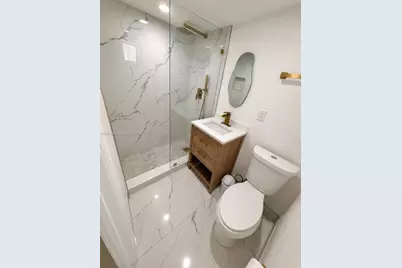 1120 E 6th Ct, Hialeah, FL 33010 - Photo 16