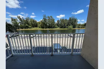 16465 NE 22nd Ave #405, North Miami Beach, FL 33160 - Photo 1