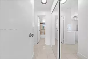 1300 Lincoln Rd, Miami Beach, FL 33139 - Photo 16