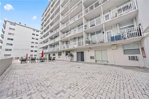 1300 Lincoln Rd, Miami Beach, FL 33139 - Photo 22