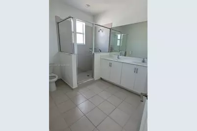 2685 SE 13th St, Homestead, FL 33035 - Photo 10