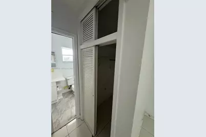 20201 NE 29th Ct #D329, Aventura, FL 33180 - Photo 34
