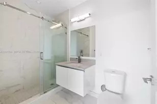101 Diplomat Pkwy, Hallandale Beach, FL 33009 - Photo 26