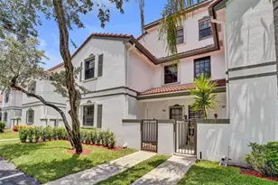 15825 SW 3rd Ct, Pembroke Pines, FL 33027 - Photo 2