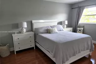 12501 SW 14th St, Pembroke Pines, FL 33027 - Photo 14
