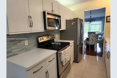 12501 SW 14th St #314R, Pembroke Pines, FL 33027 - Photo 8