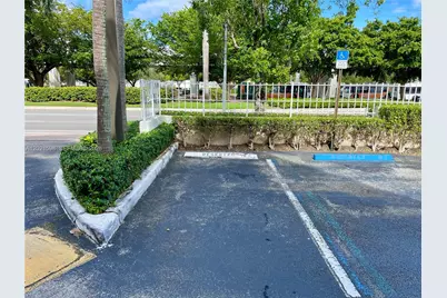 1280 S Alhambra Cir #1407, Coral Gables, FL 33146 - Photo 22