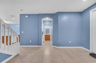 207 SE 37th Pl, Homestead, FL 33033 - Photo 4