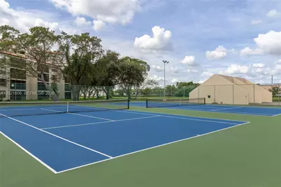 2322 S Cypress Bend Dr #708, Pompano Beach, FL 33069 - Photo 24