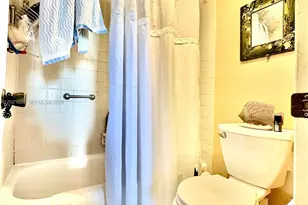 2322 S Cypress Bend Dr, Pompano Beach, FL 33069 - Photo 22