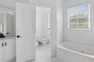 8204 SW 171st St, Palmetto Bay, FL 33157 - Photo 32